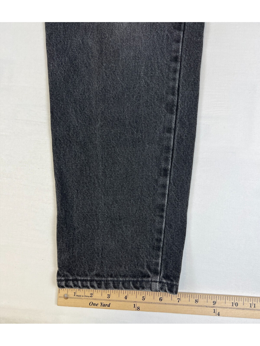 Vintage 94'  Levis 550 Jeans Men 34x32 Relaxed Fit Tapered Leg Black Made in USA - Picture 6 of 9